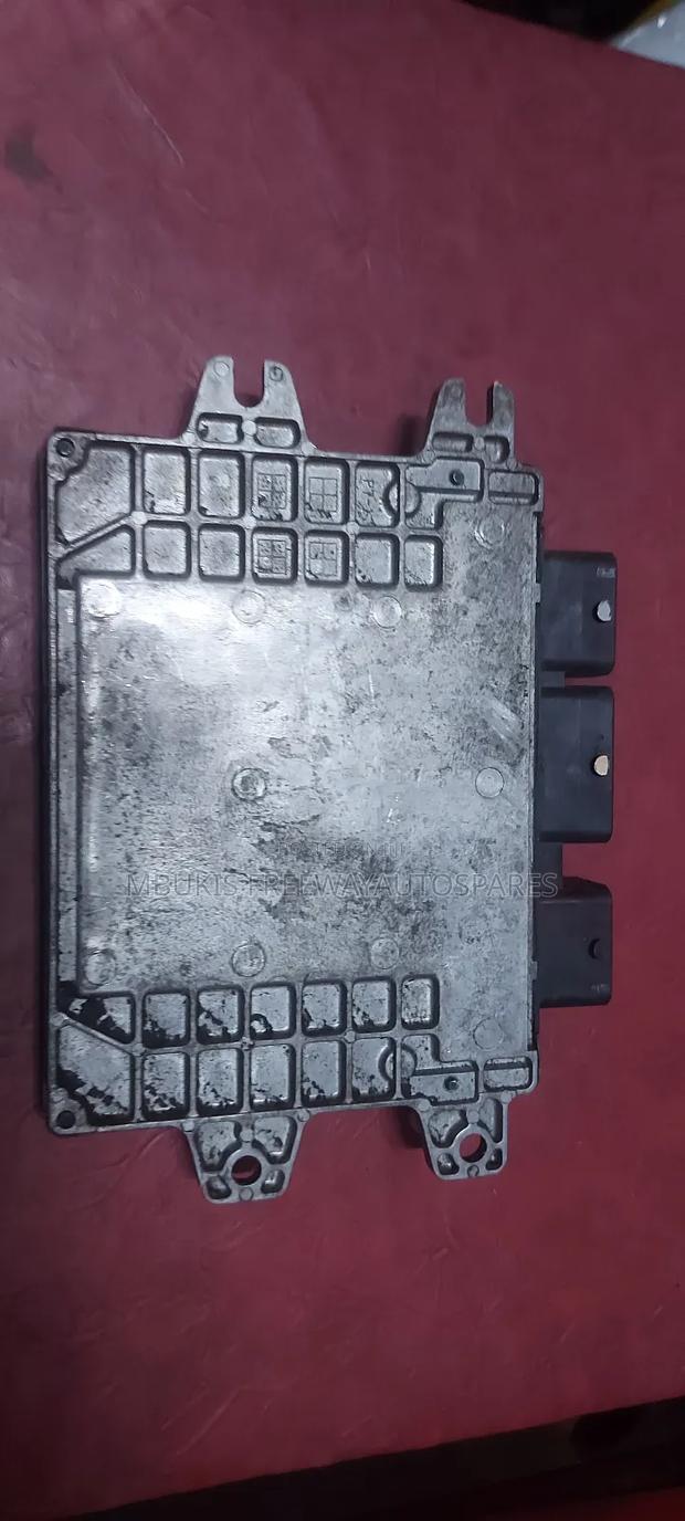 Engine Control Unit Nissan Tiida Hr15 3 Socket - thumbnail 2
