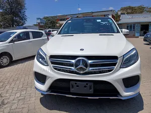Mercedes-Benz GLE-Class GLE 350d 4MATIC 2018 White