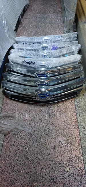 Fielder Hybrid Grille 2014 Model