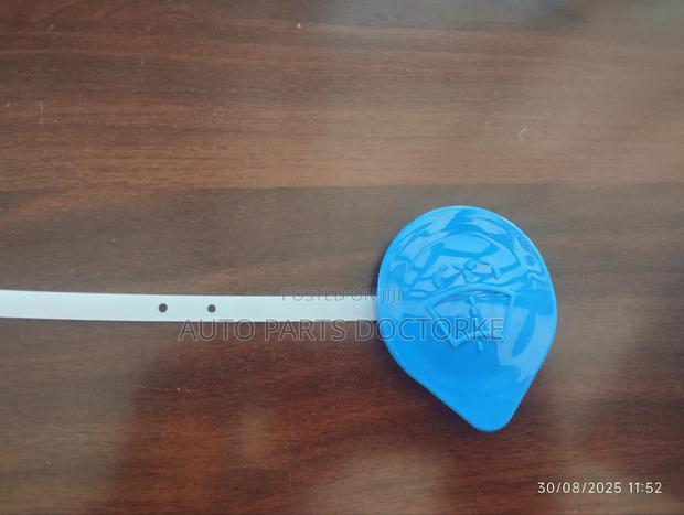 Honda Washer Bottle Cap - thumbnail 2