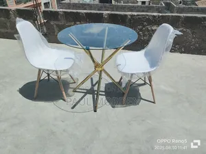 Clear Table+2 Chairs