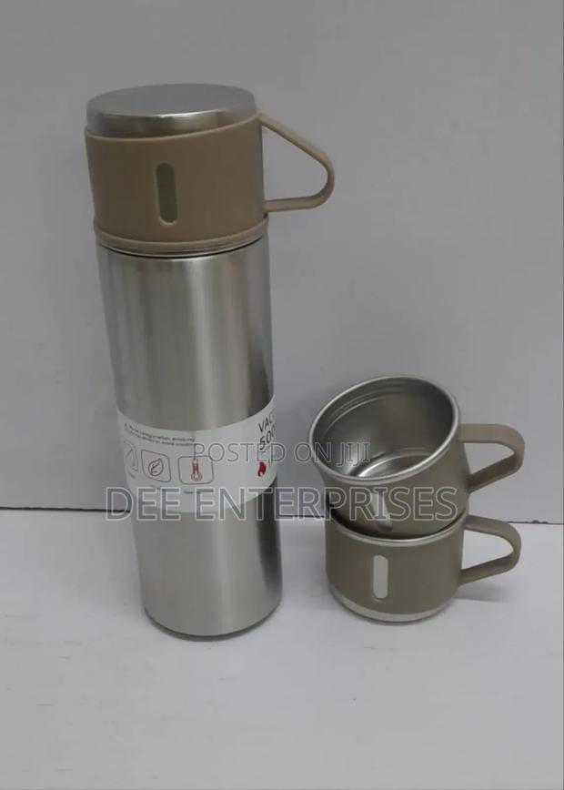 500ml Thermo Flask With 2 Extra Cups - thumbnail 2