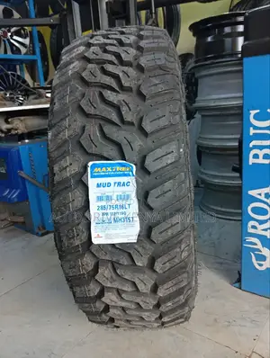 285/75r16 Maxtrek Mud Trac M/T Tire