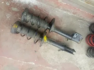 Subaru Forester Sg5 Front Shocks.