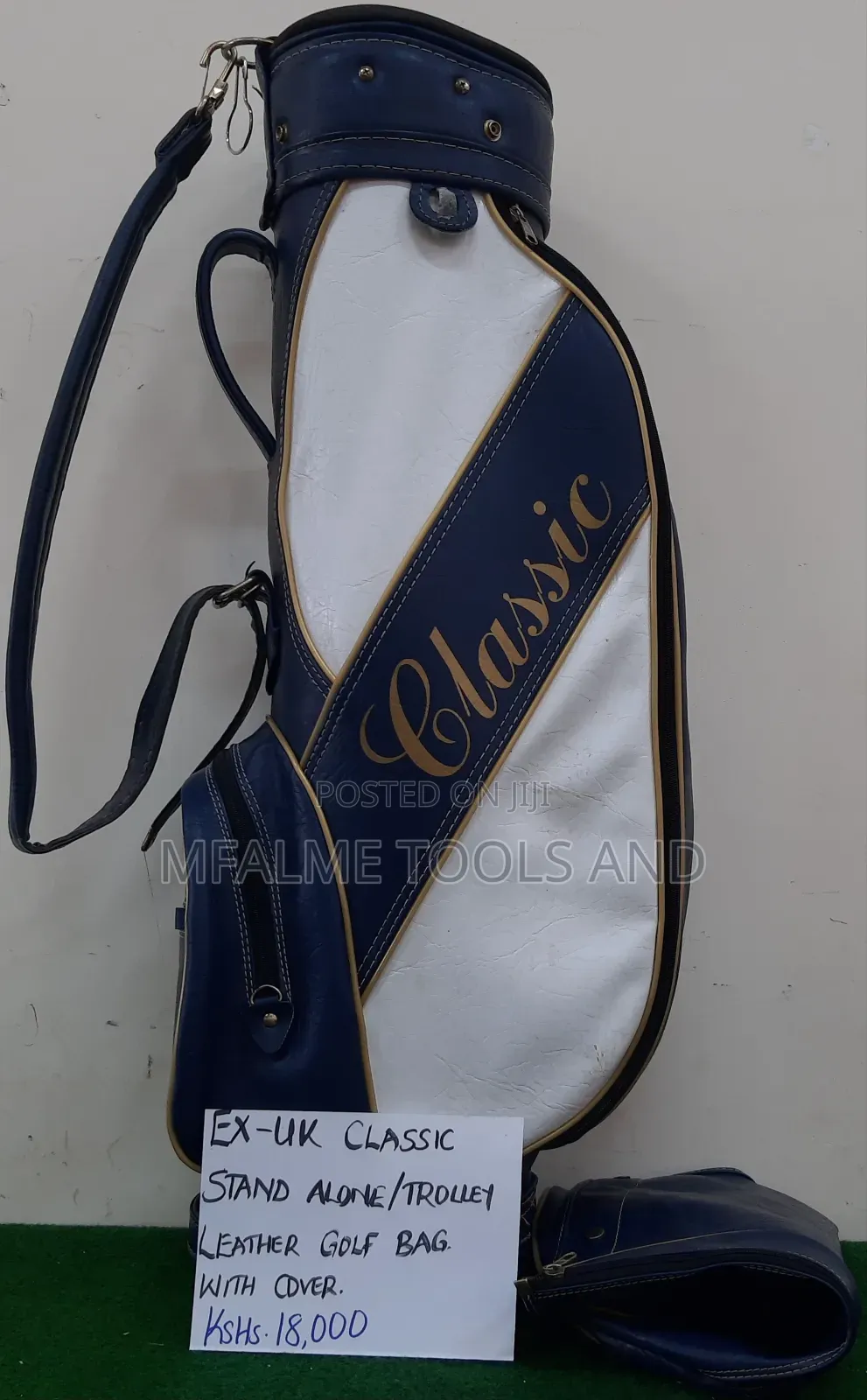 Empty Classical Golf Bag