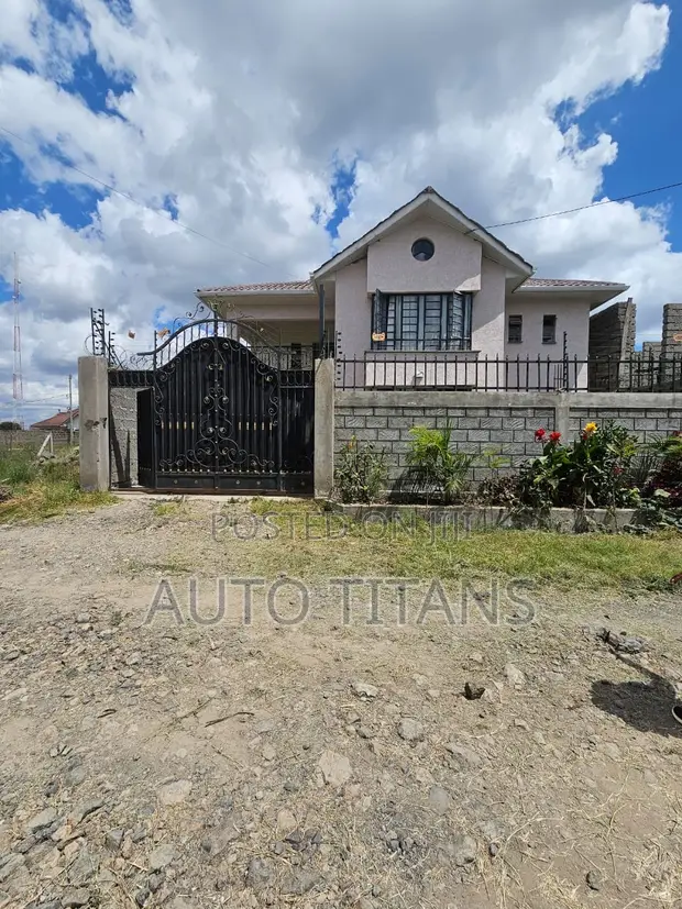 4bdrm Maisonette in Elgon Lane, Katani for sale