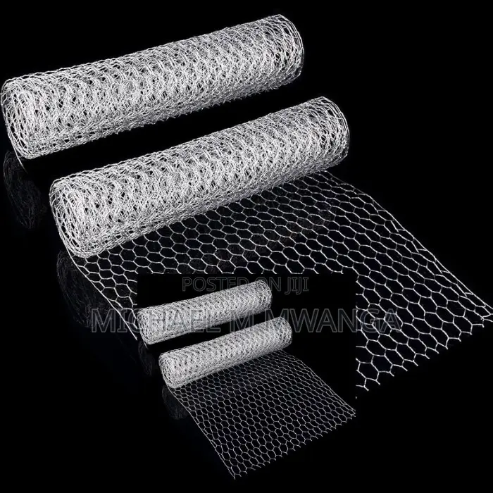Low-Carbon Chicken Wire Mesh (3ft X 30m)