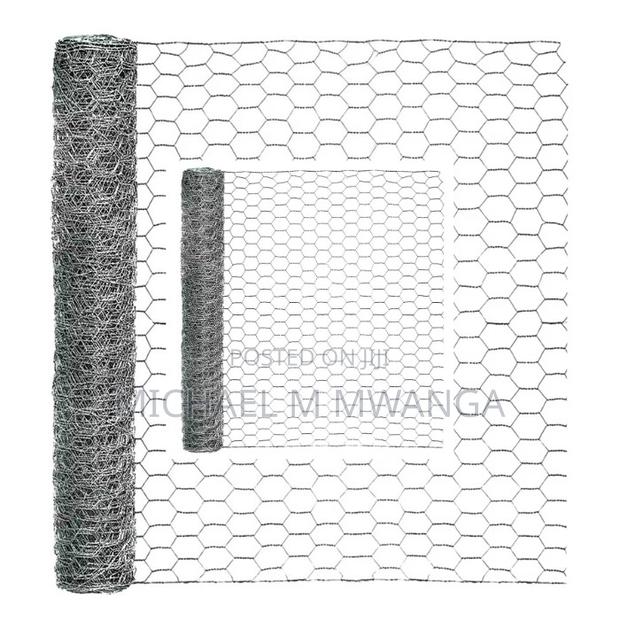 Hot-Dip Galvanized Chicken Wire Mesh (3ft X 30m)