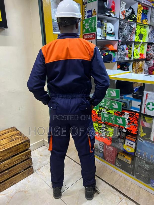 Mixed Colour And Large Pockets With Press Button. - thumbnail 4