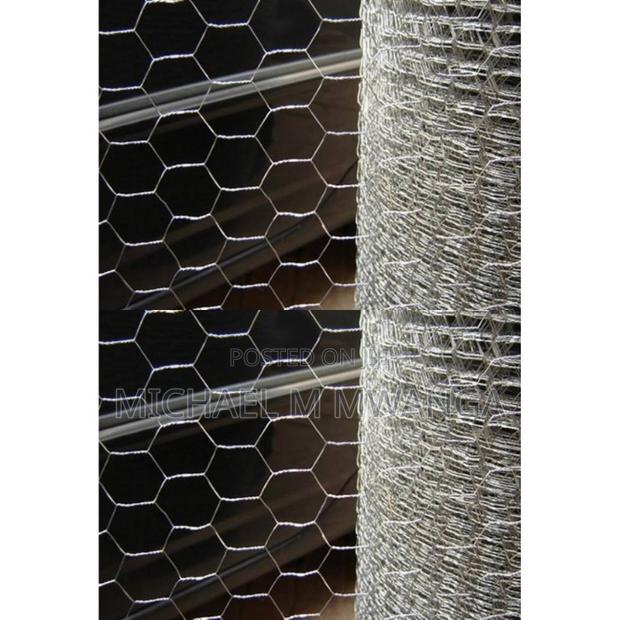 Poultry Enclosure Chicken Wire Mesh (3ft X 30m)