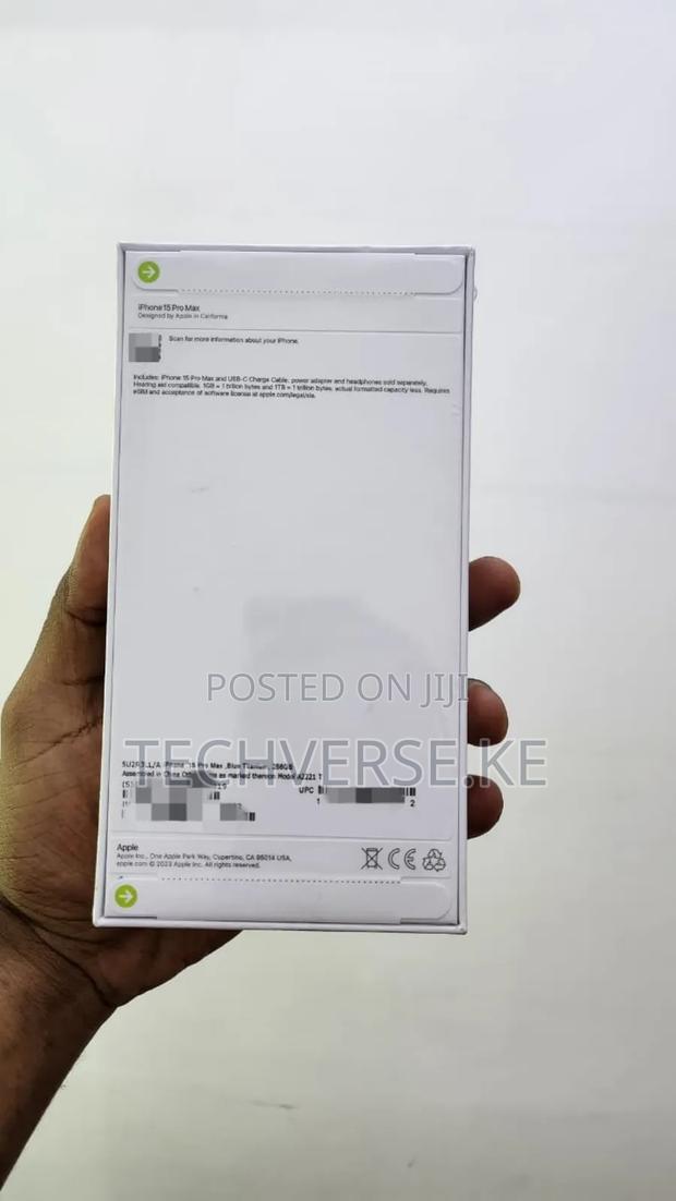 Apple iPhone 15 Pro Max 256 GB Blue - thumbnail 3