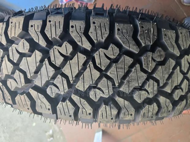 235/70r16 Kenda Tyre a/T - thumbnail 2