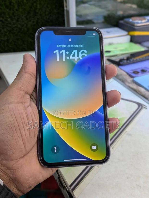 Apple iPhone 11 64 GB Purple - thumbnail 2