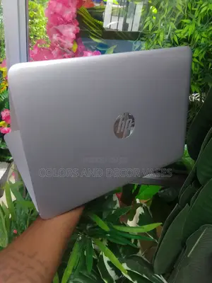 Laptop HP EliteBook 820 G3 8GB Intel Core I5 SSD 256GB