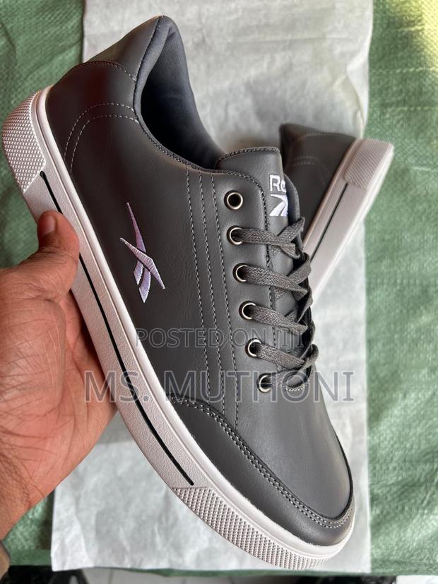 Quality Reebok Size 40-45 - thumbnail 5