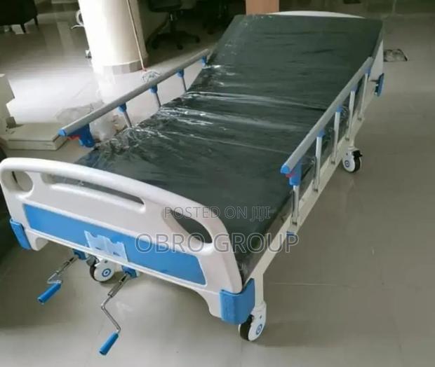 Double Crank Bed With Mattress