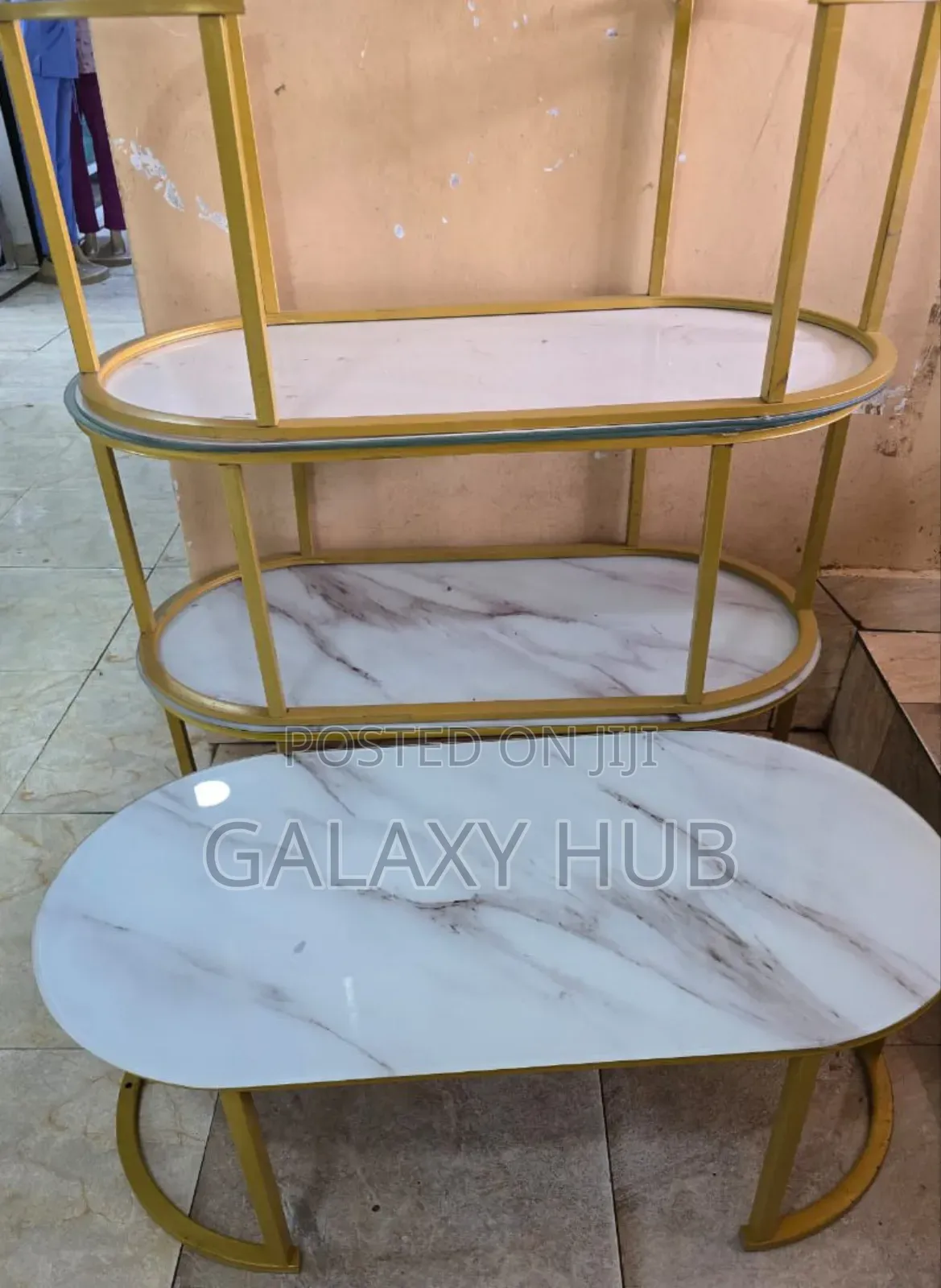 Oval Single Pieces Glass Effect Marble Table