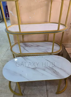 Oval Single Pieces Glass Effect Marble Table