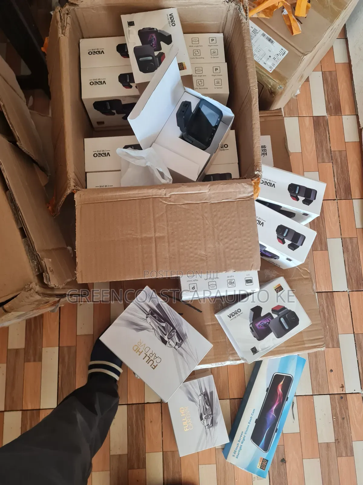 2 in 1 Dashcam Camera With Wifi Access Available