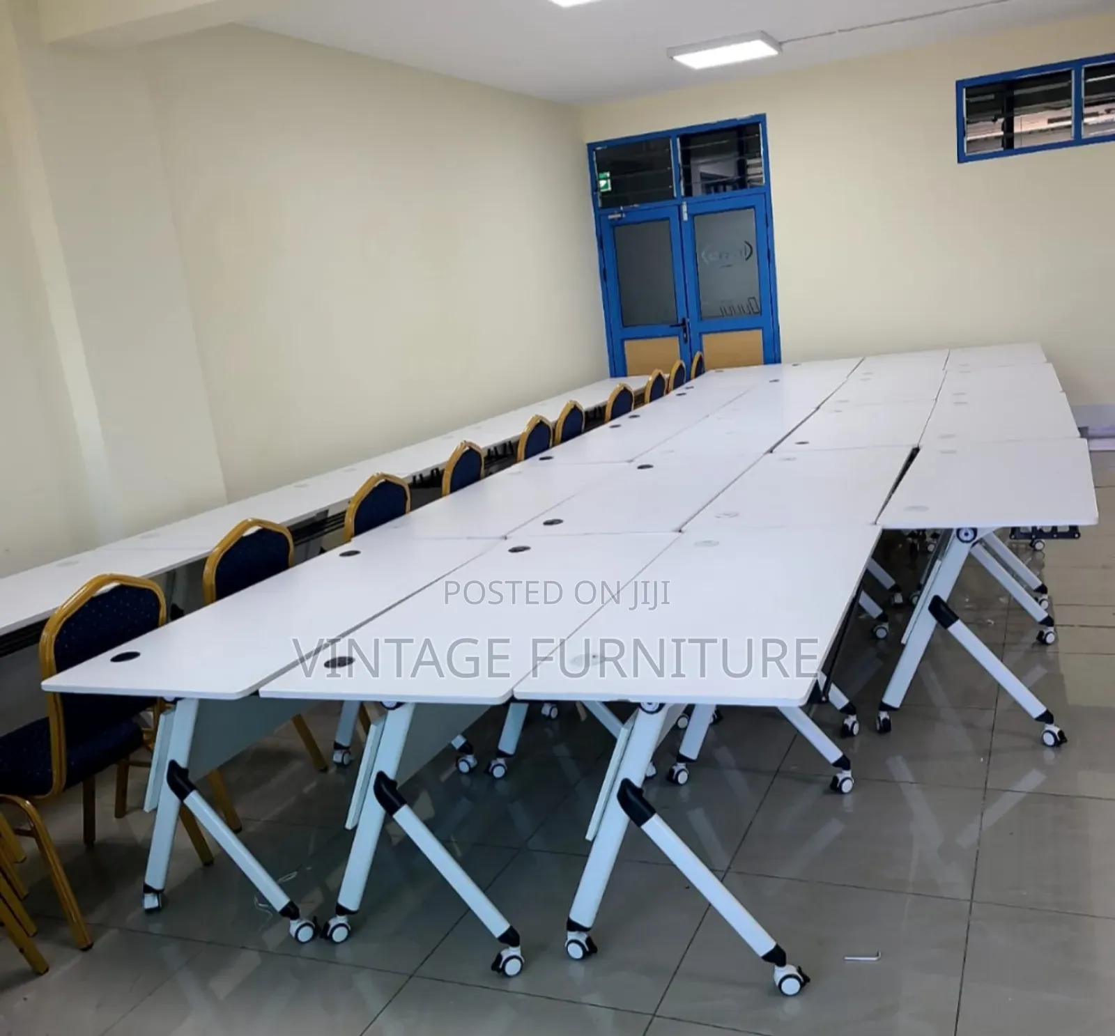 Foldable Office Table
