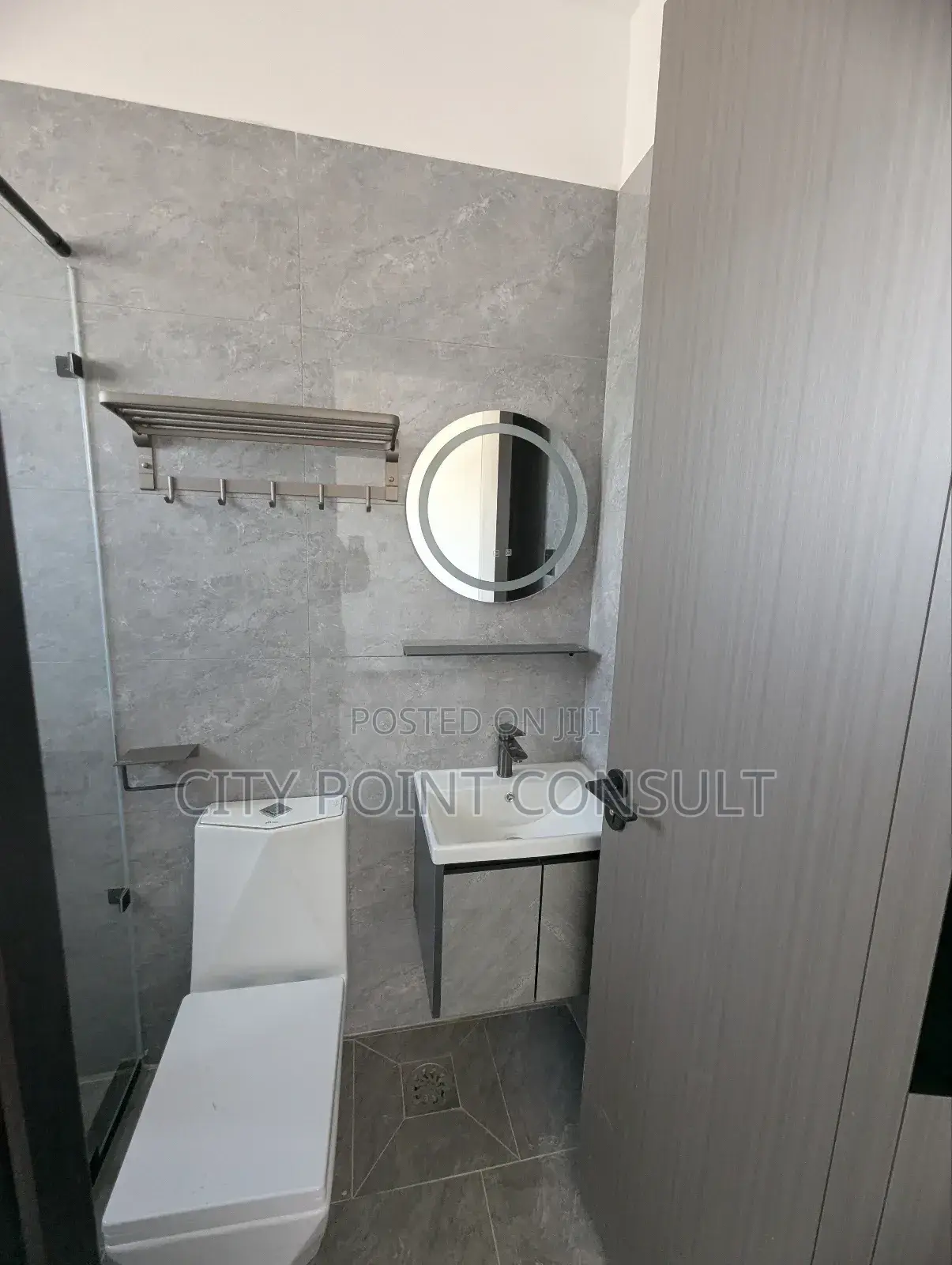 2bdrm Apartment in Valley Arcade for rent