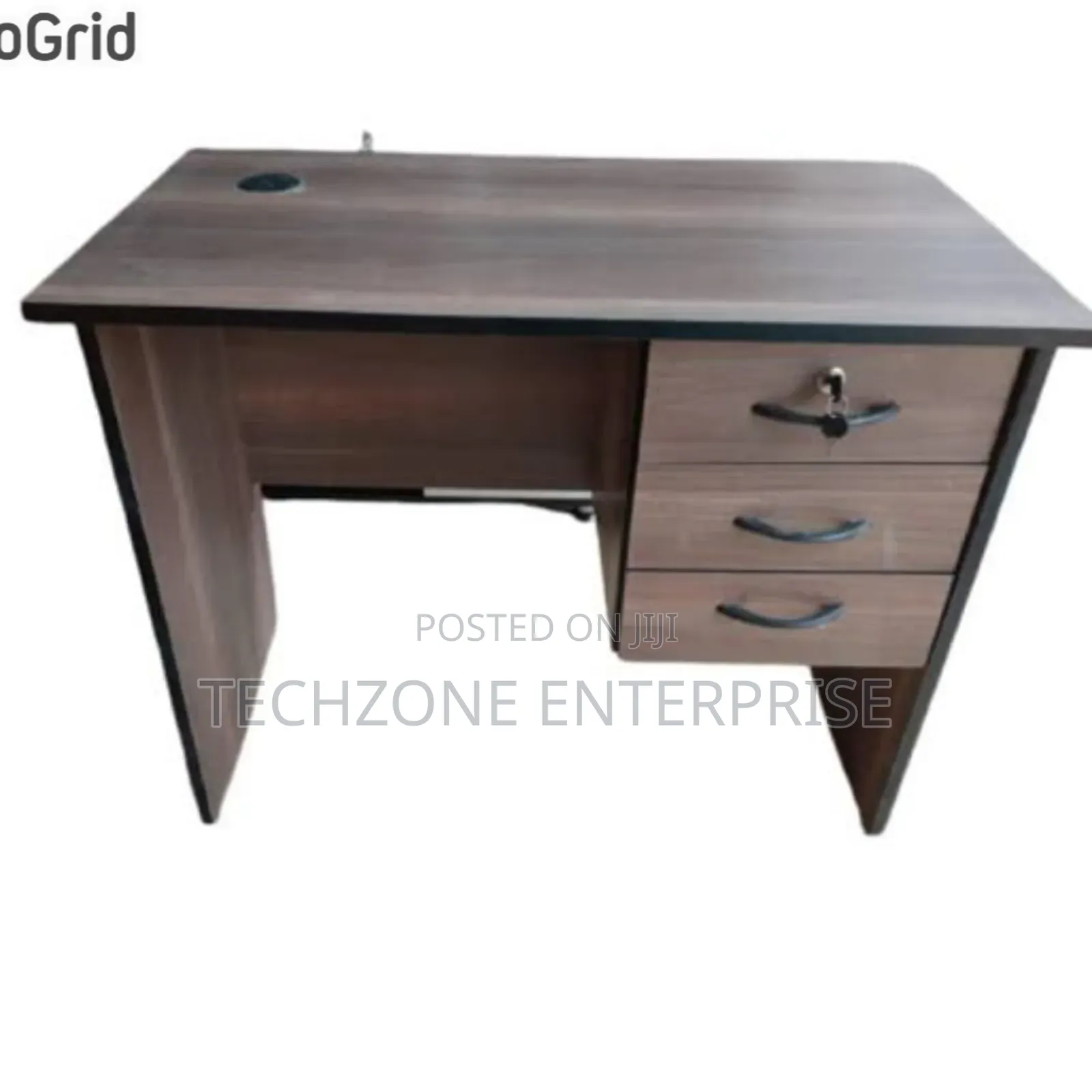 Executive High Quality Office Desk 