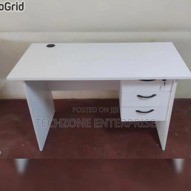 Executive Office Desk 1m With Three Drawers