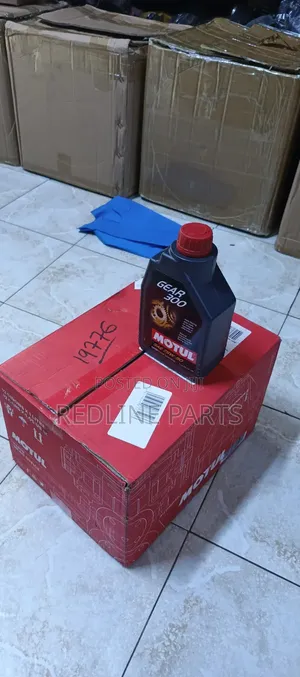 Motul 75w90 Manual Gear Oil.