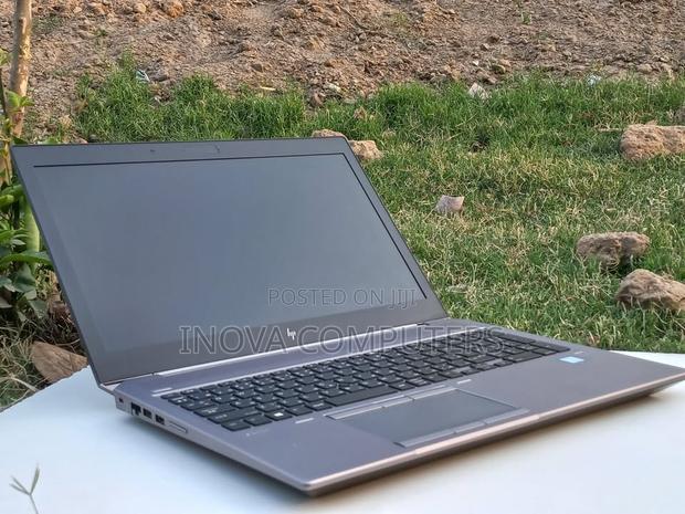 Laptop HP ZBook 15 32GB Intel Core I7 SSD 512GB - thumbnail 2