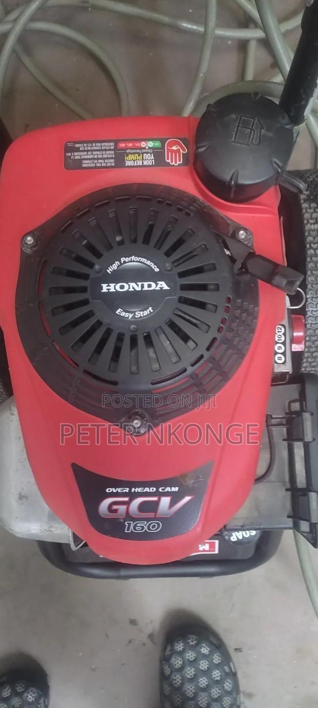 Pressure Washer Honda Craftsman 3000psi - thumbnail 2