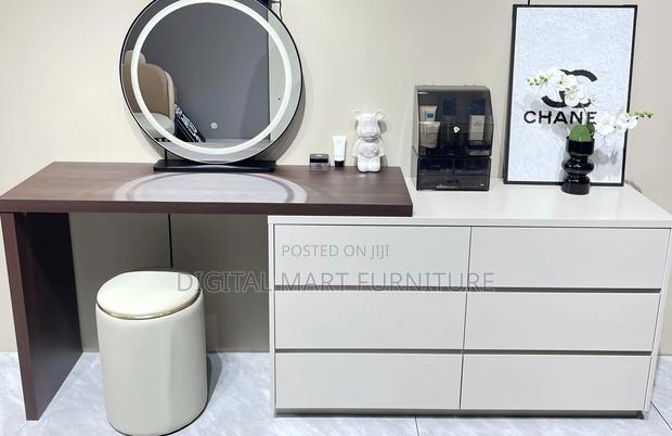 Dressing Table : White Painted Vanity Dressing Table - thumbnail 5