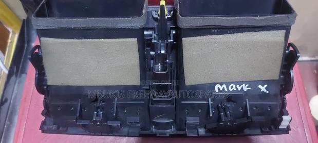 Dashboard Vent Cover Complete Toyota Mark X - thumbnail 3