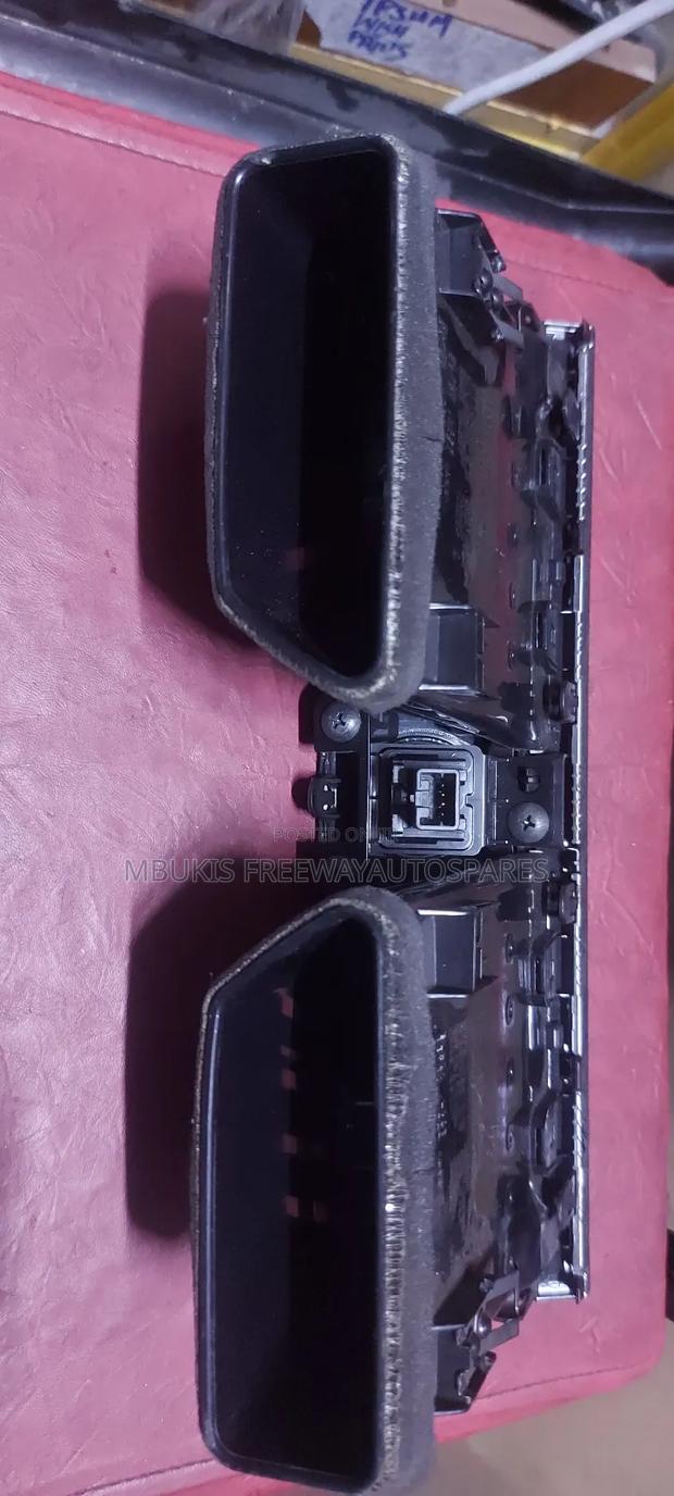 Dashboard Air Conditioning Vent Cover Complete Nissan Serena - thumbnail 3