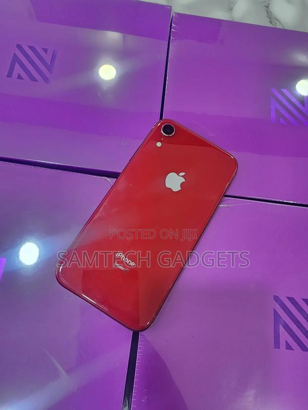 Apple iPhone XR 128 GB Pink - thumbnail 4