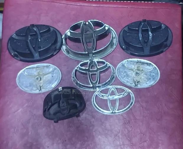 Emblem Logos Toyota - thumbnail 2