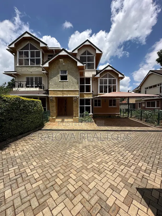 5bdrm Villa in Lavington for sale