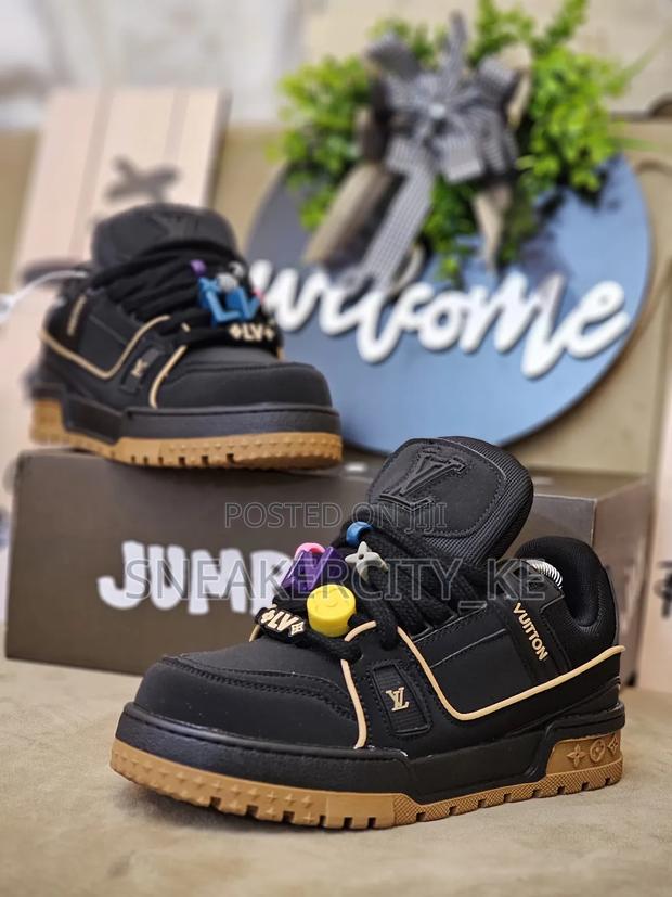 Louis Vuitton Xl - thumbnail 7