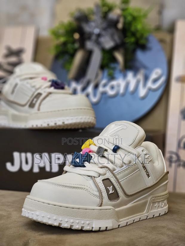 Louis Vuitton Xl - thumbnail 3