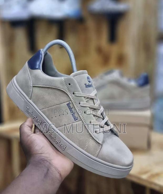 New !! Adidas and Timber Casuals Sizes 40-45 - thumbnail 4