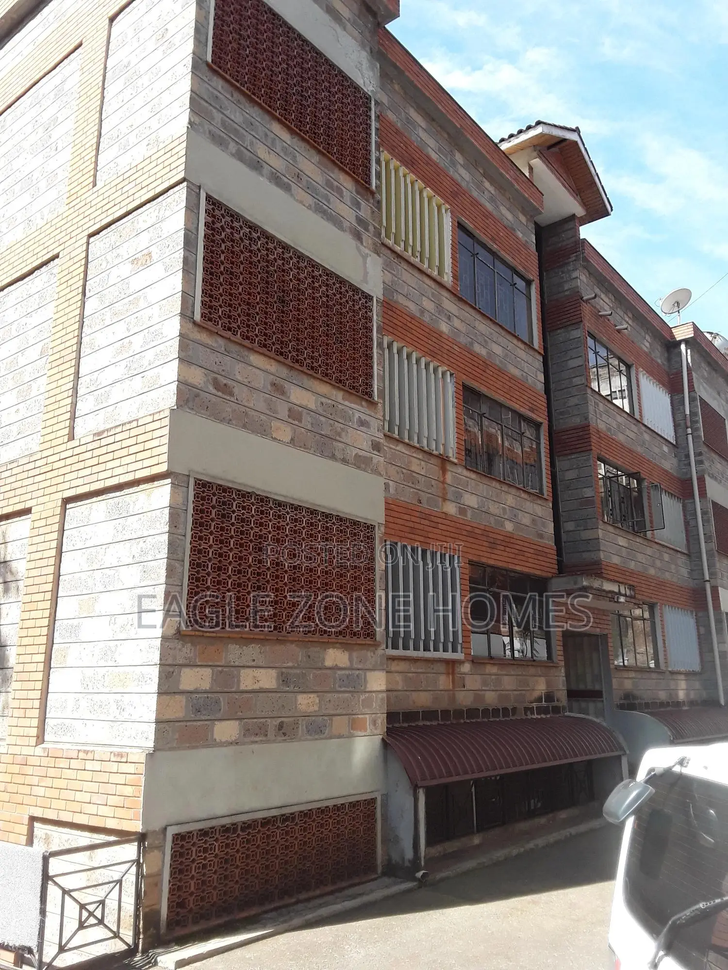 3bdrm Apartment in Rhapta Road for rent