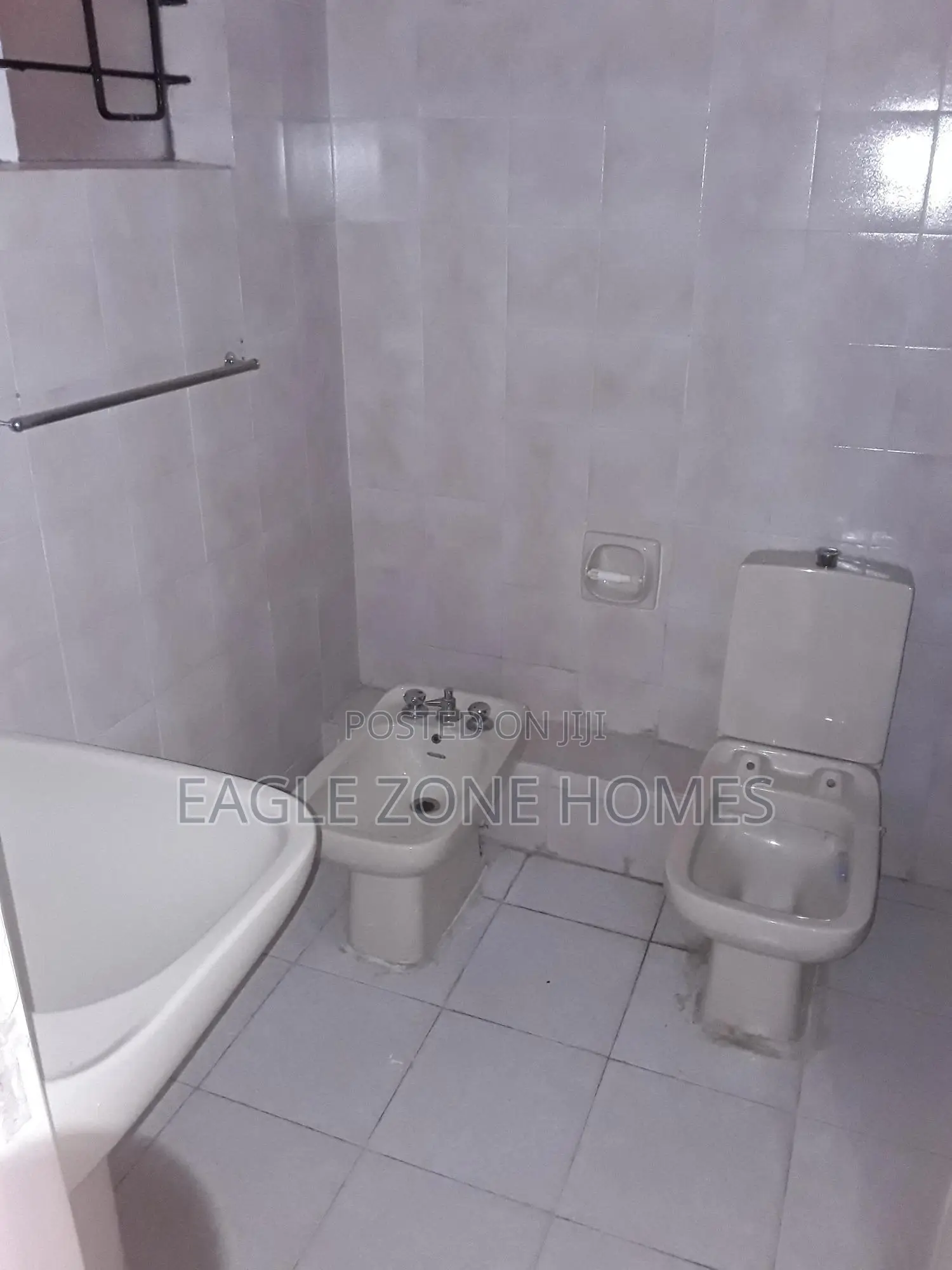 3bdrm Apartment in Rhapta Road for rent
