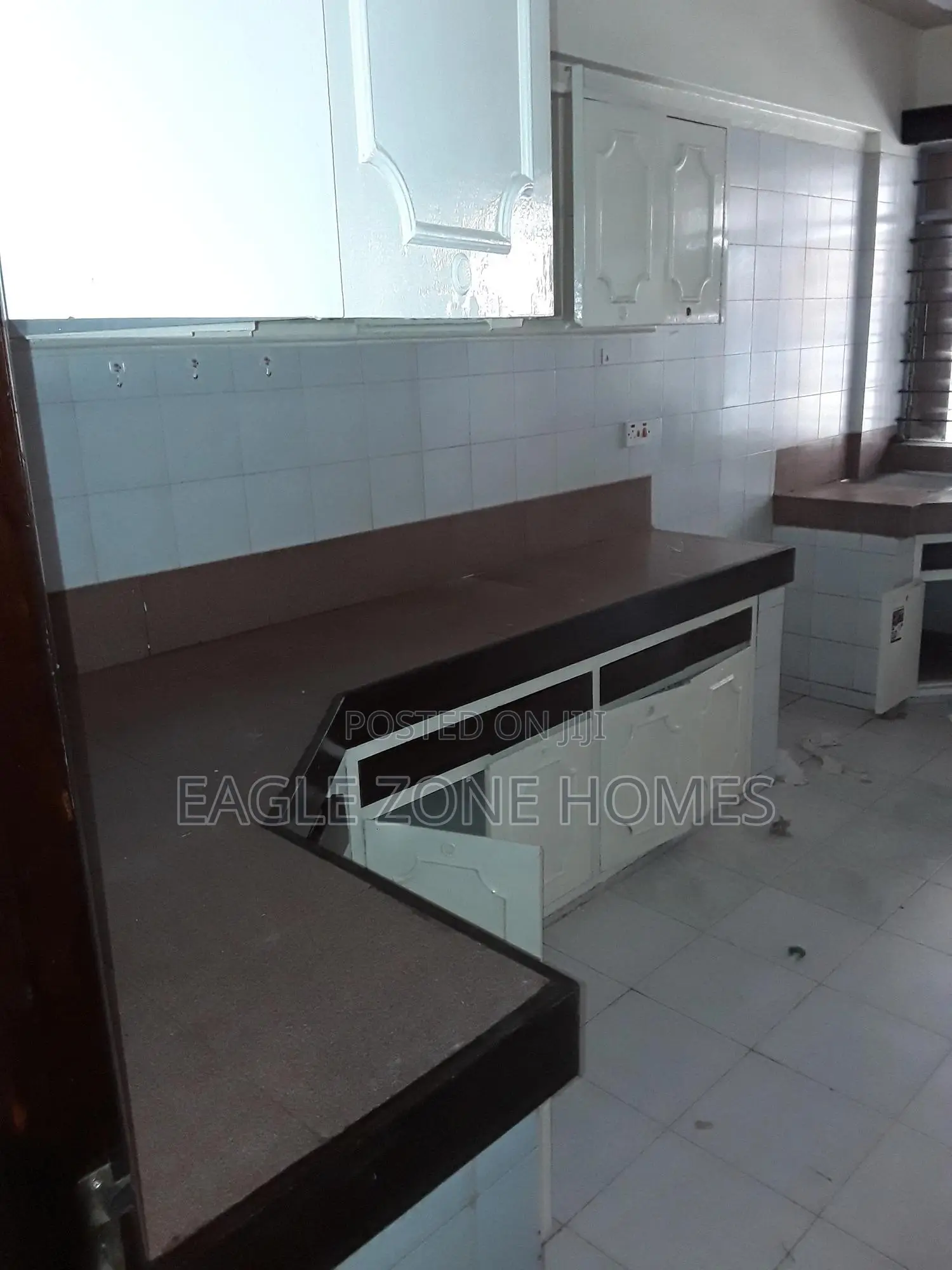 3bdrm Apartment in Rhapta Road for rent