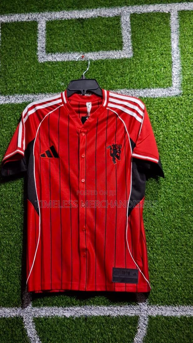 Manchester United Baseball Kit