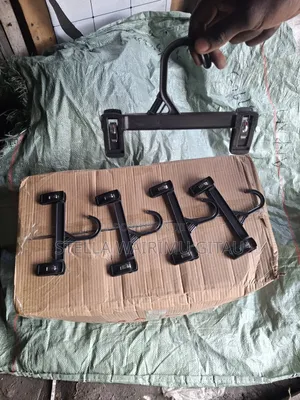 Clip Kid Hangers