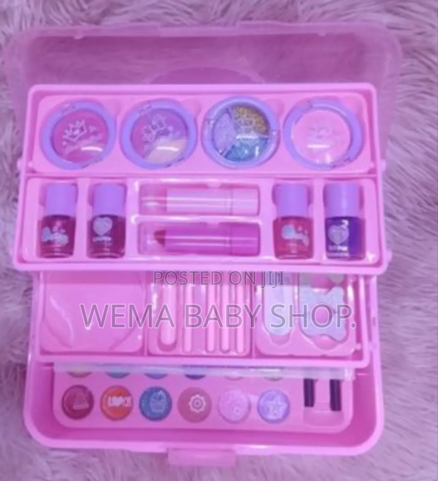 Kids Danielle Bell Makeup Kit
