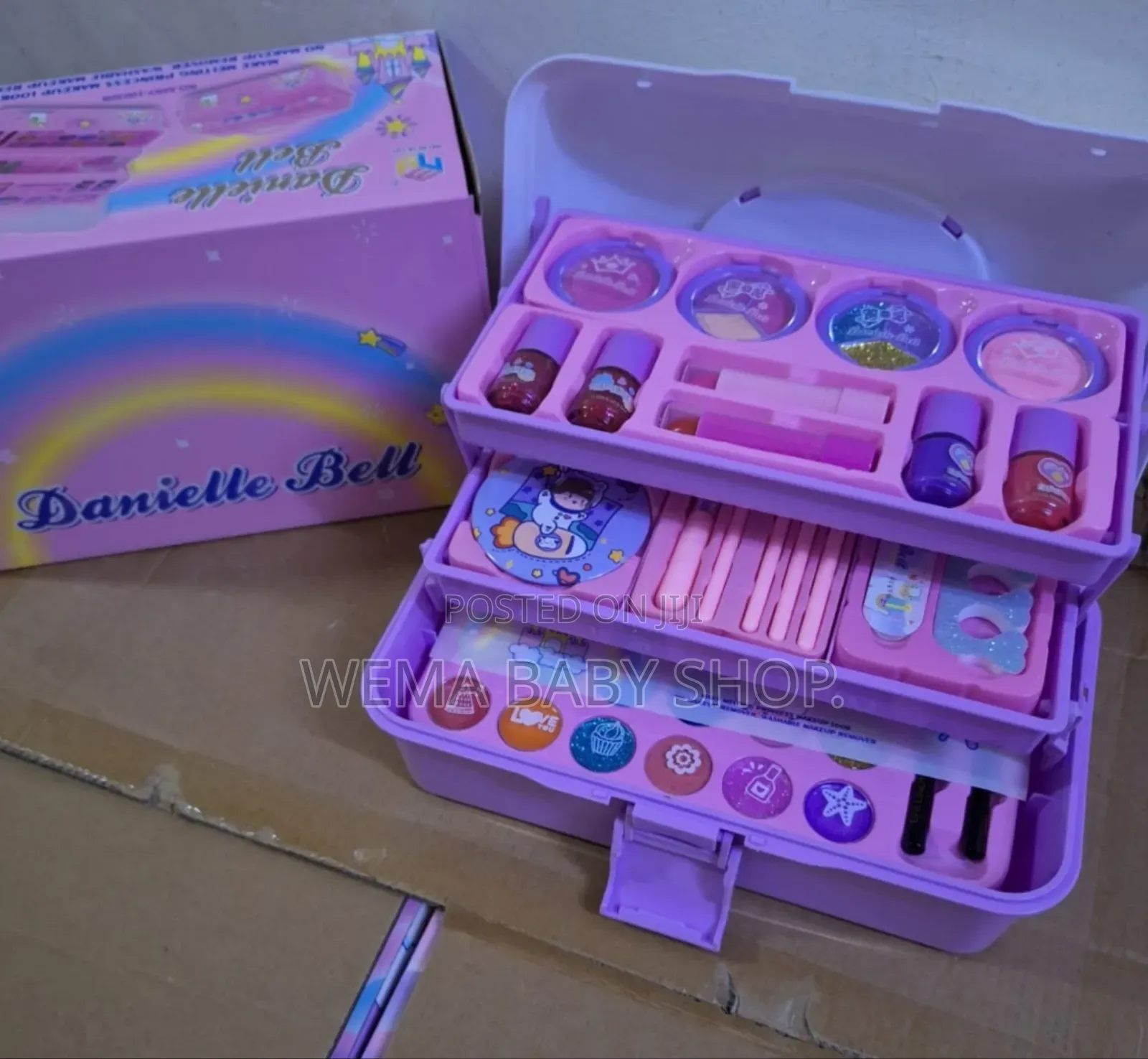 Kids Danielle Bell Makeup Kit