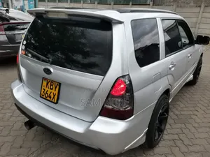 Subaru Forester 2007 Silver