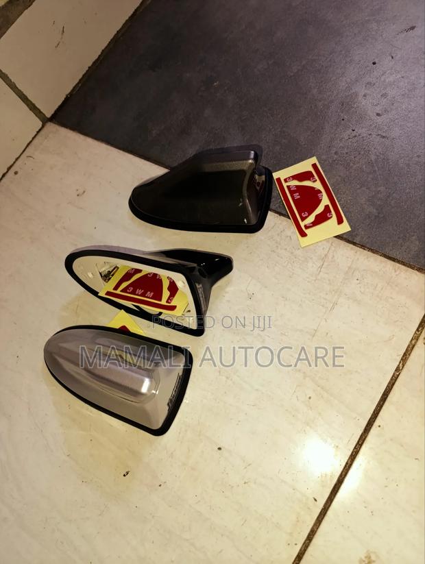 Functional Car Roof Shark Fin Antenna Universal Modern Upgrade - main view