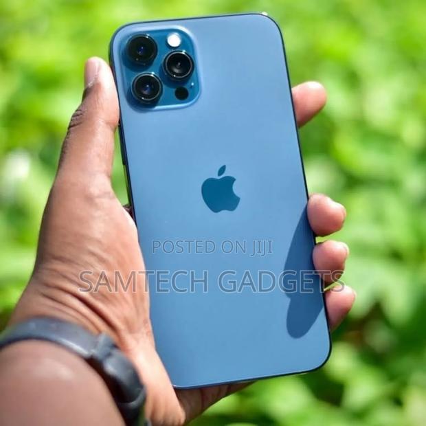 Apple iPhone 12 Pro 128 GB Blue - main view