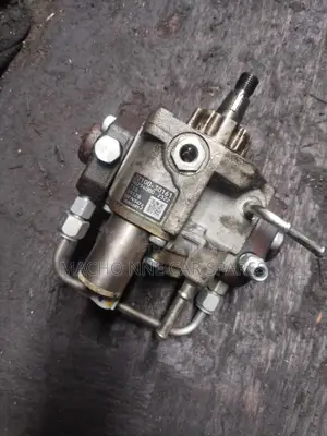 Toyota Hiace (7l New Model ) Fuel Injector Pump